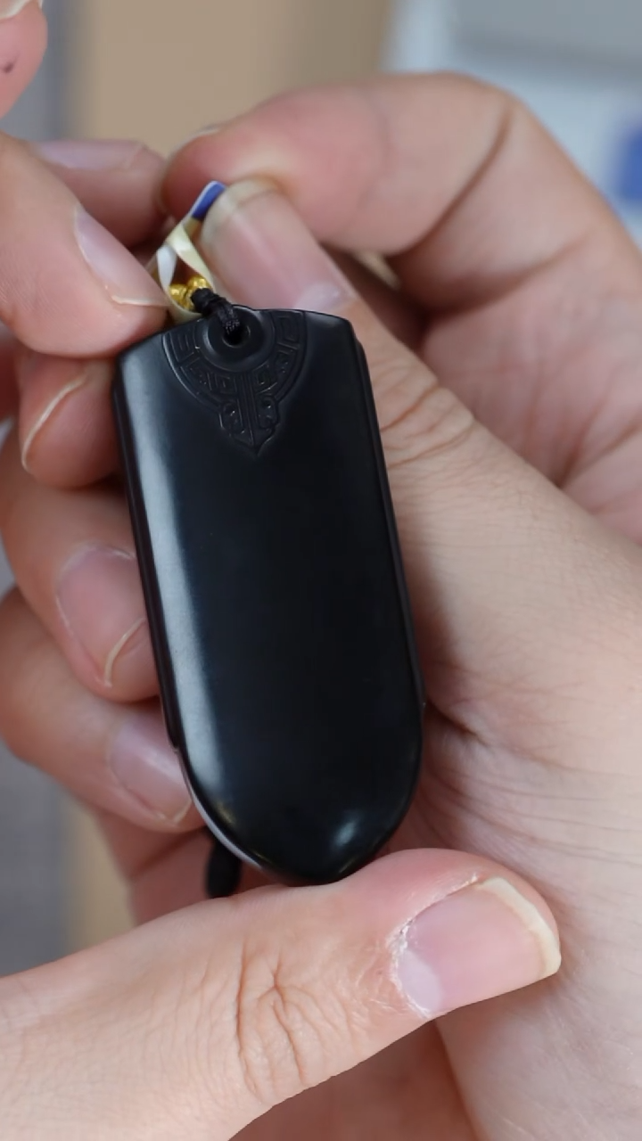 未镶嵌和田玉挂件LUCE-08