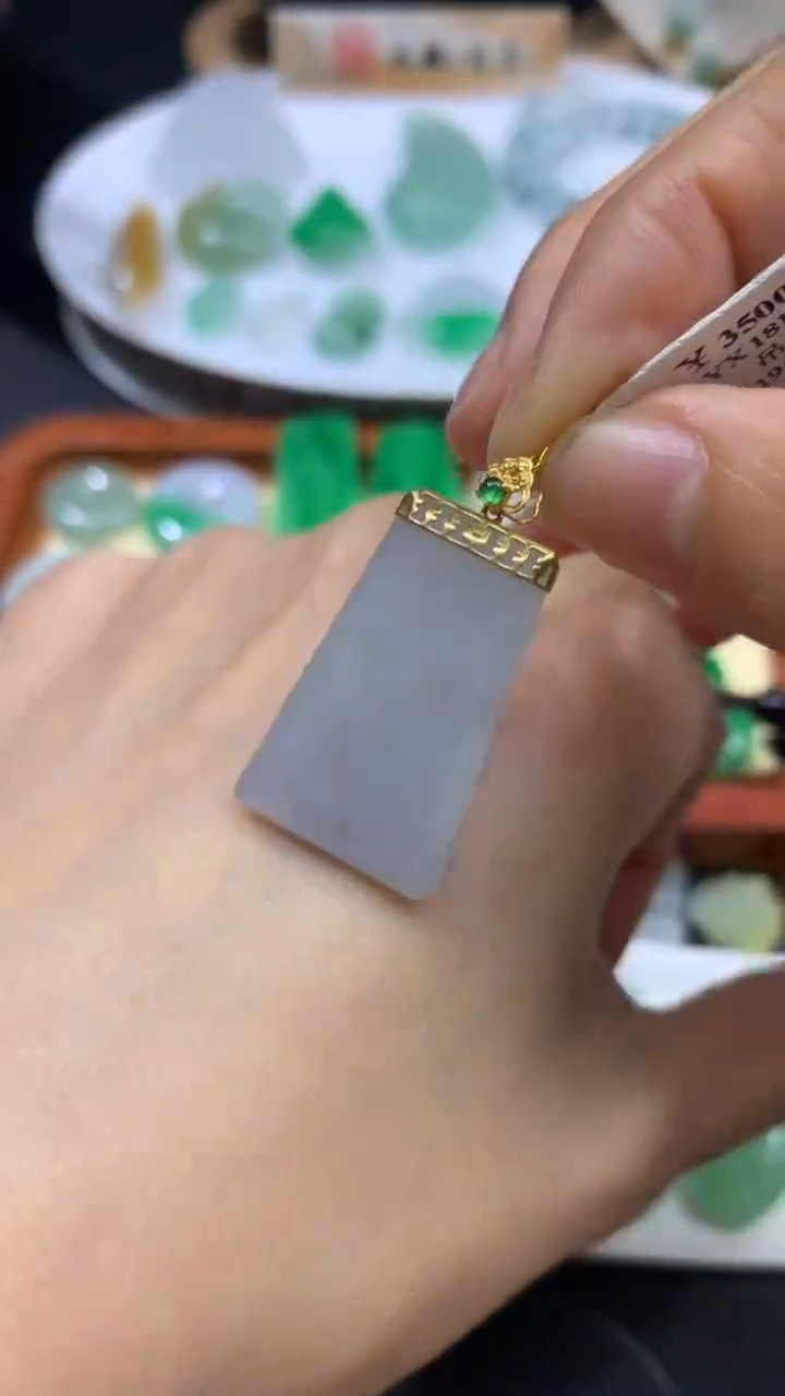 【闪购商品】定制翡翠未镶嵌翡翠