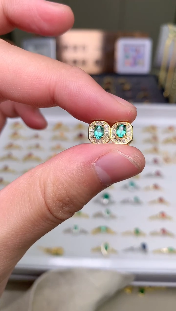 【闪购商品】祖母绿耳饰银S925镶嵌耳饰