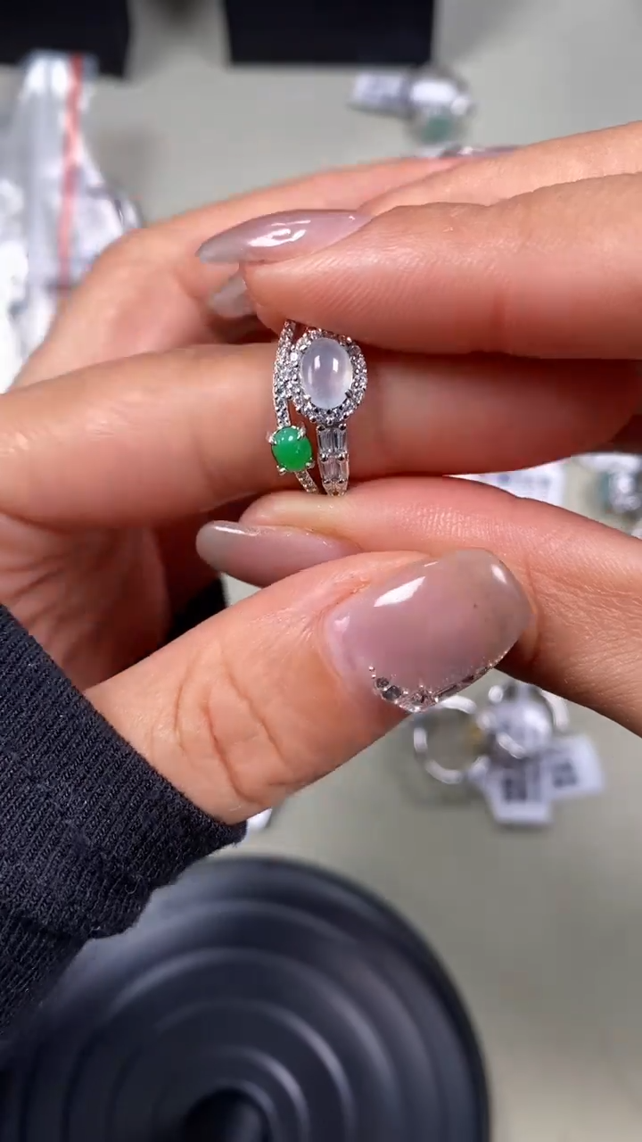 【闪购商品】翡翠戒指银S925镶嵌8946