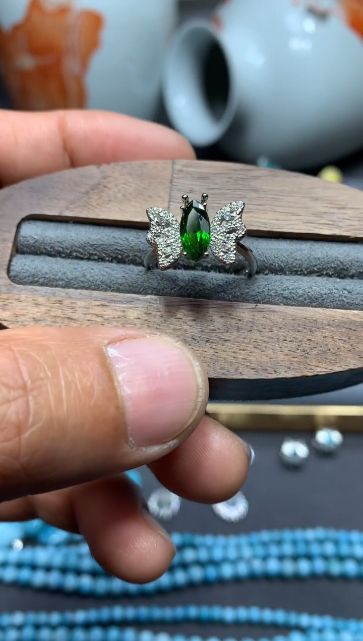 【闪购商品】透辉石戒指未镶嵌W79（随机性发货只发一单）