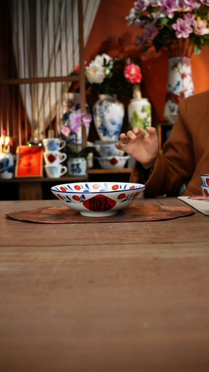 当代高温釉下彩手绘陶瓷餐具