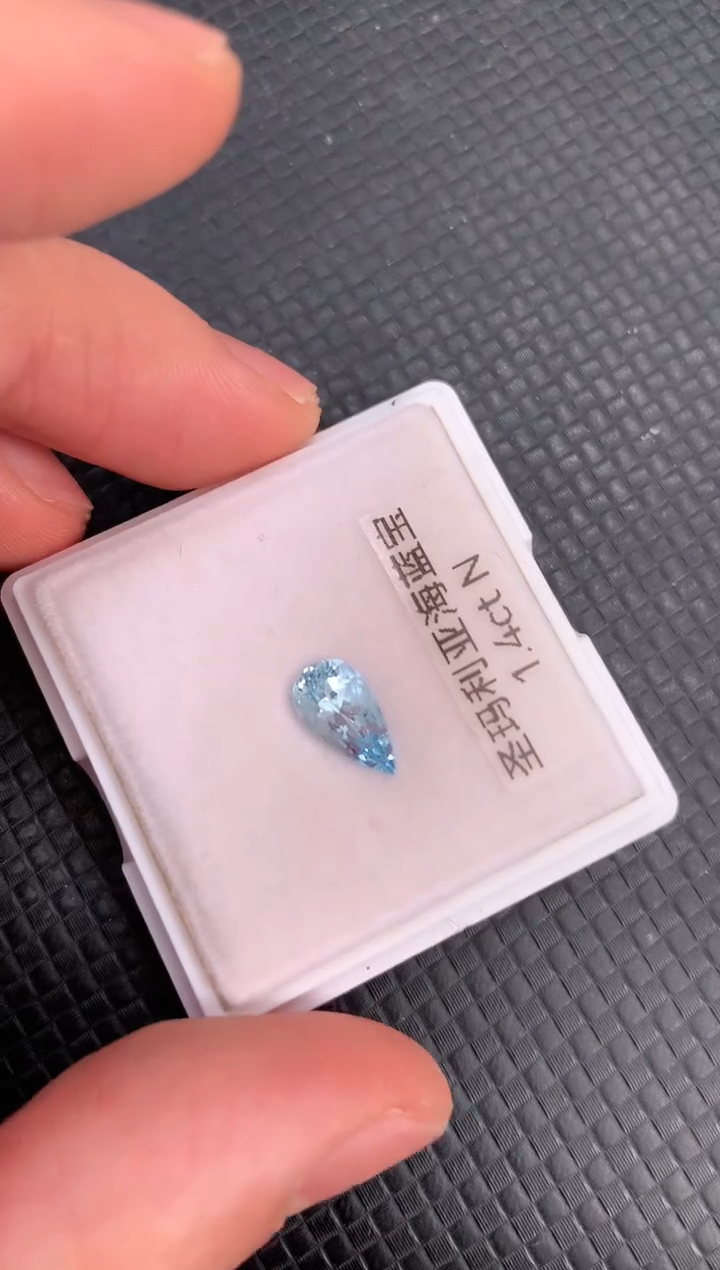 【闪购商品】海蓝宝石裸石未镶嵌天然圣玛利亚色海蓝宝石