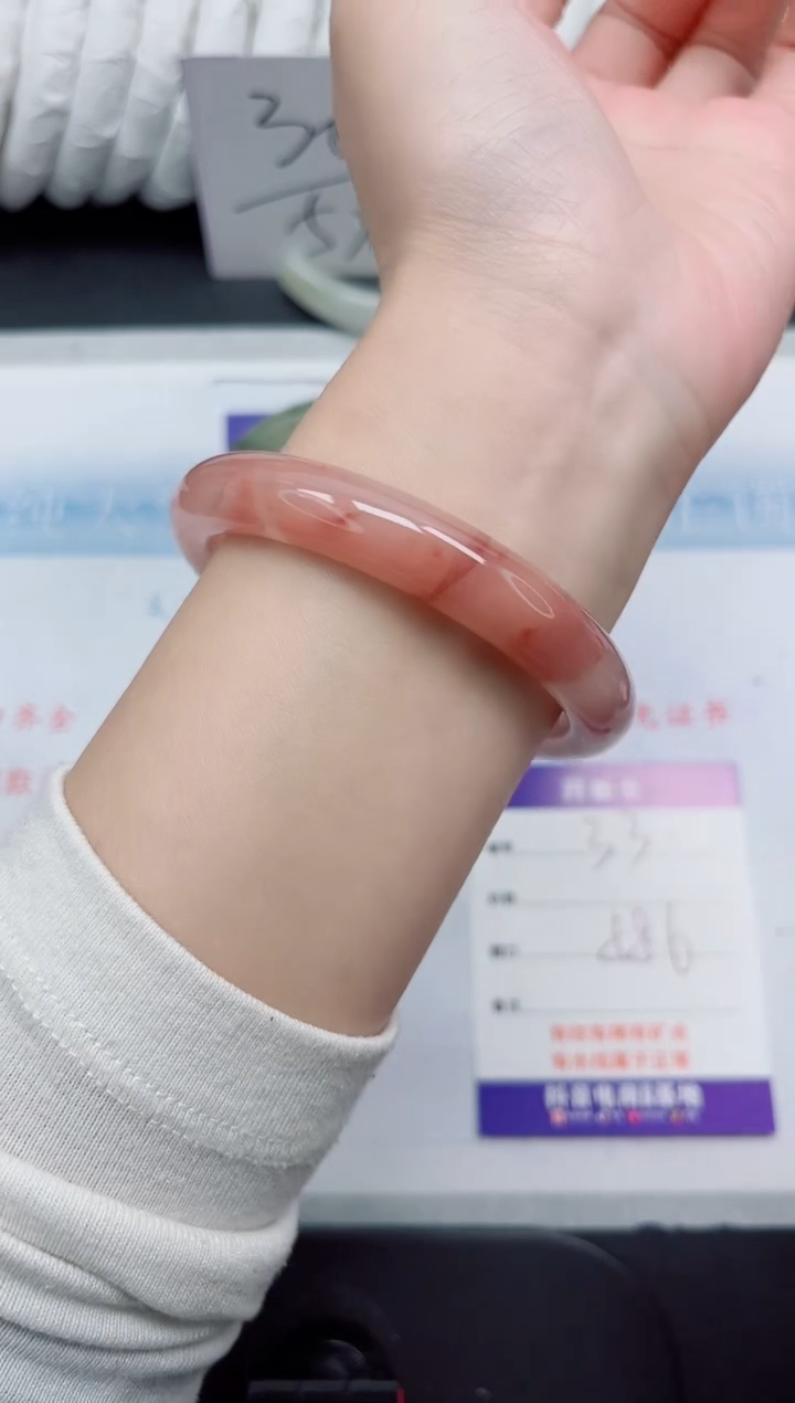 【闪购商品】石英质玉手镯未镶嵌33-58.6