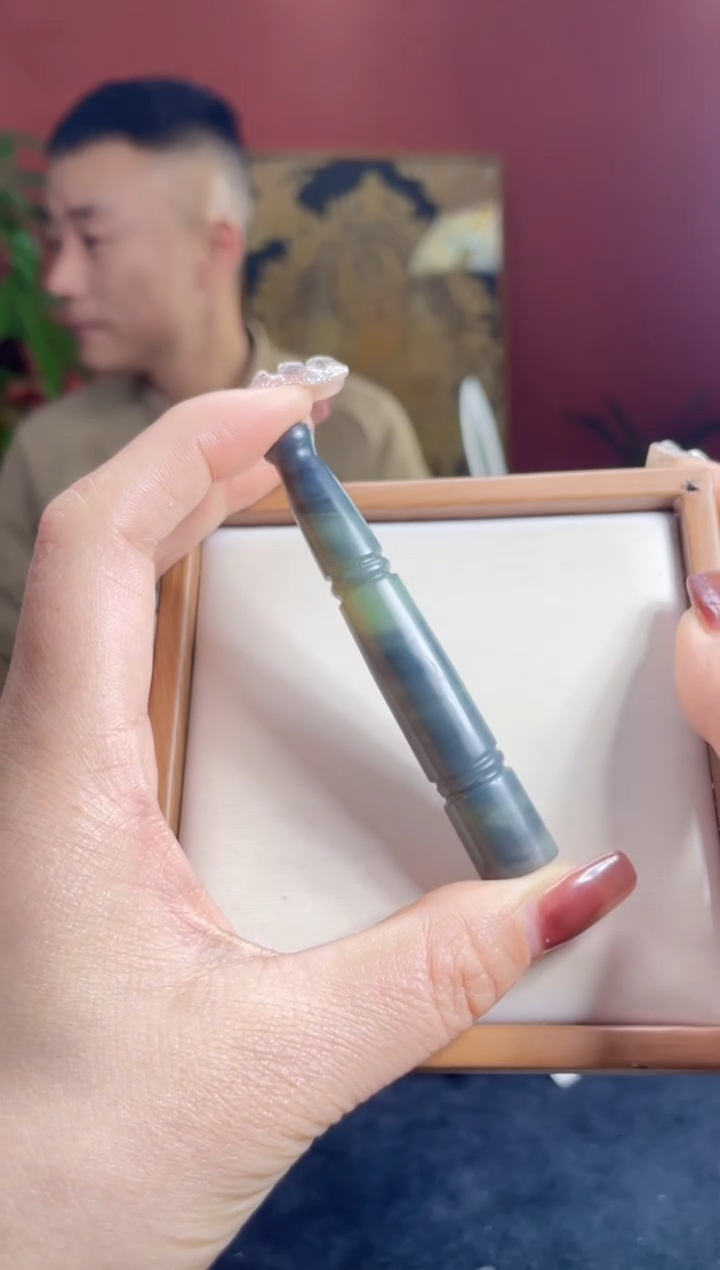 未镶嵌和田玉把件烟嘴