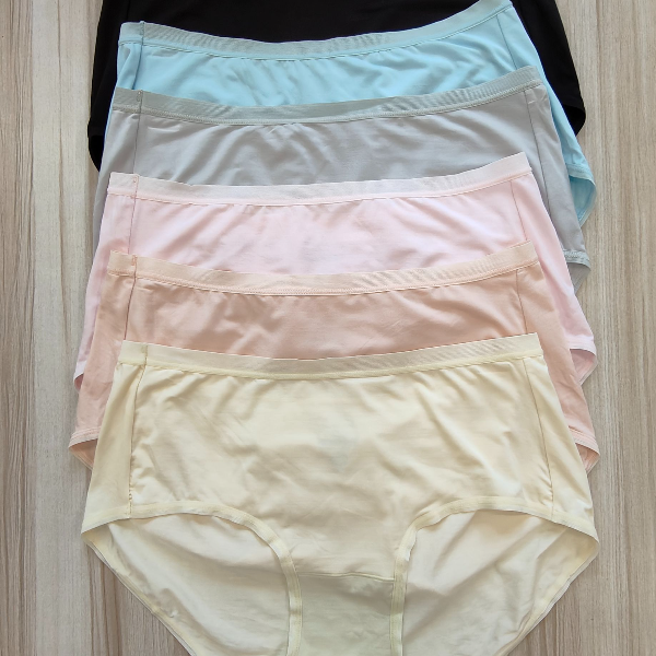 103女士舒适时尚中腰中大版型莫代尔棉内裤（一盒6条）不指定颜色