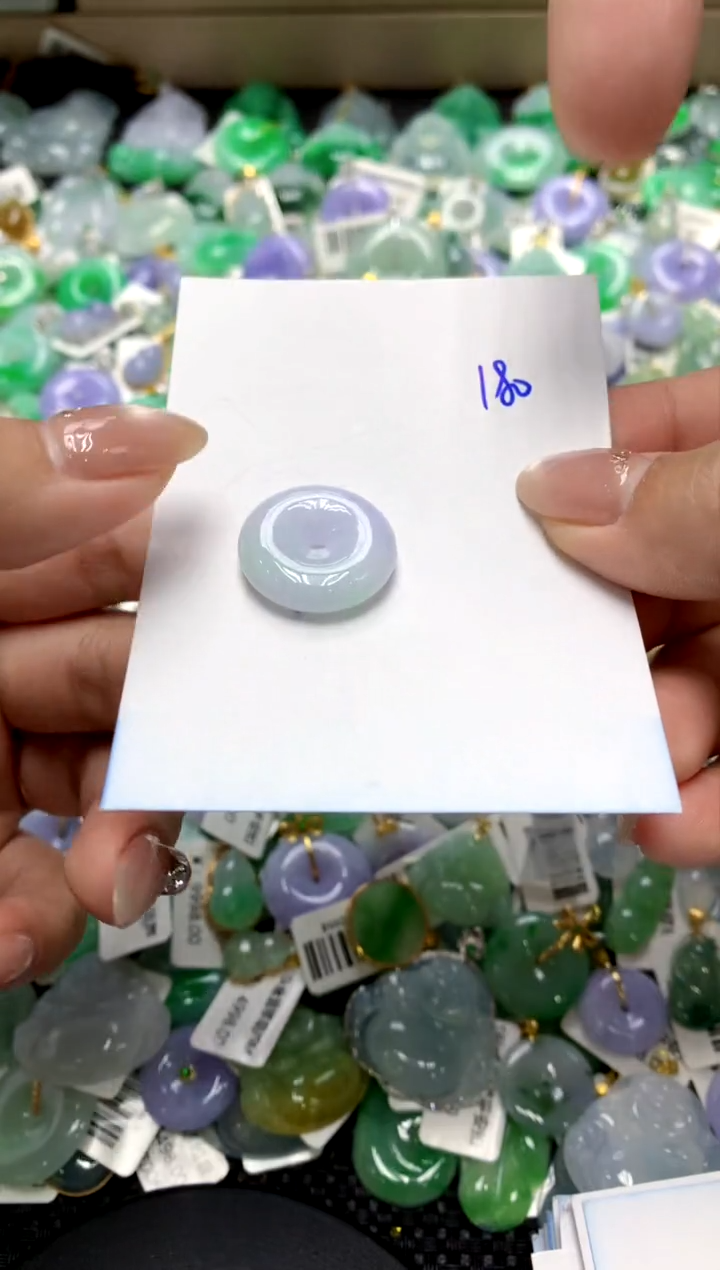 【闪购商品】翡翠颈饰未镶嵌1111111111111111