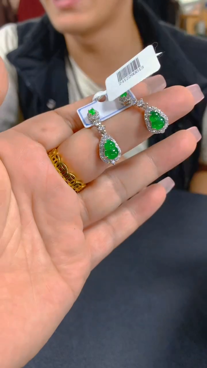 【闪购商品】翡翠耳饰未镶嵌0179074298多样性发其一