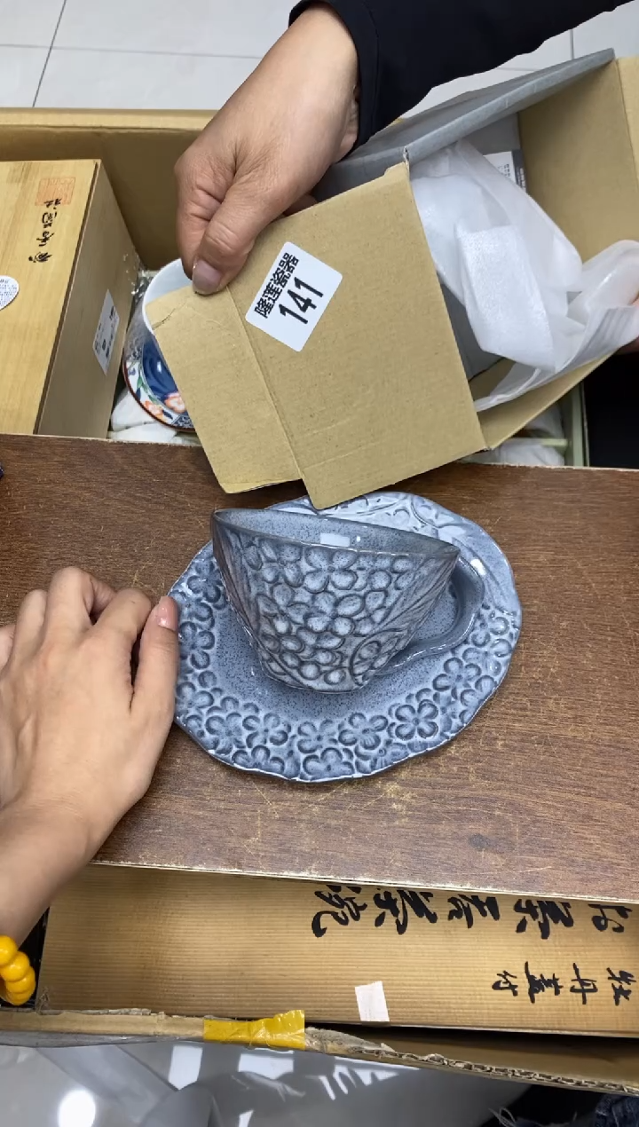 瓷片隆莲瓷器欢迎大家