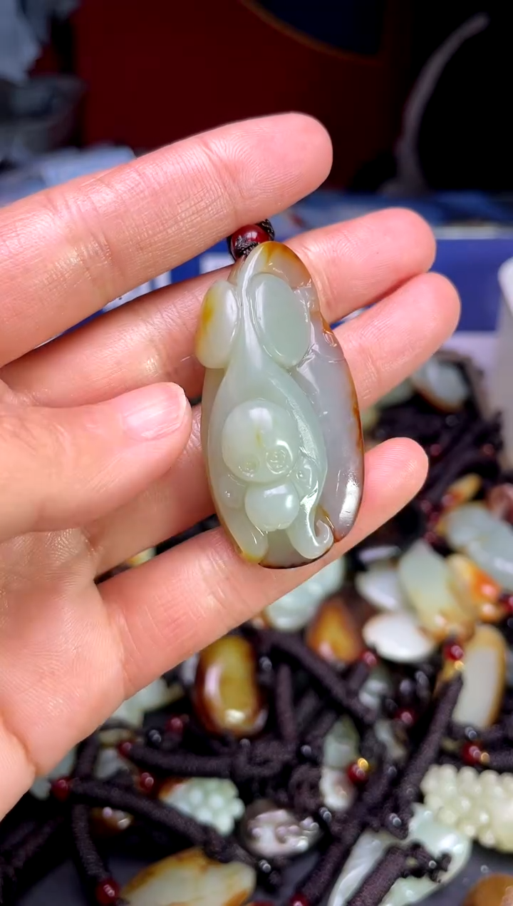 【闪购商品】和田玉颈饰未镶嵌123