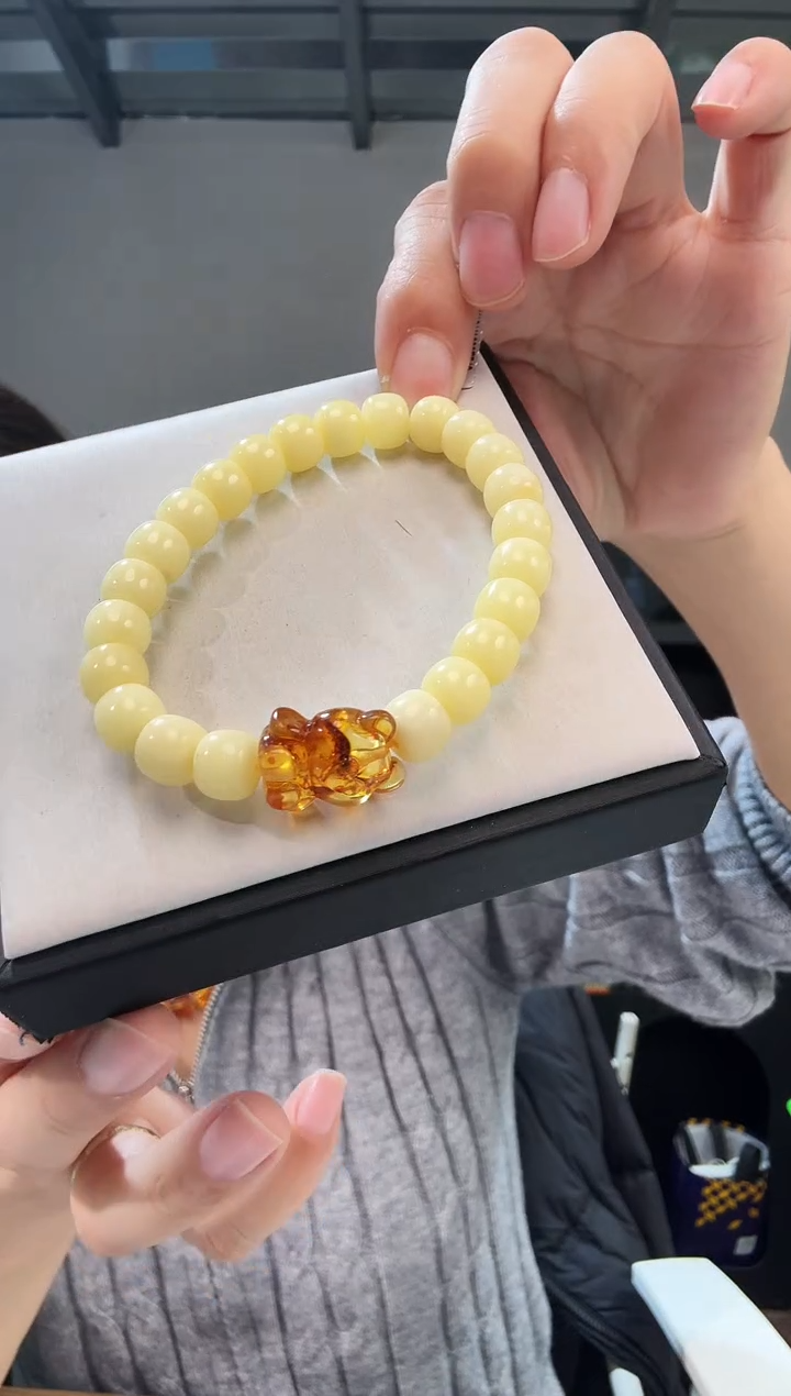 手链蜜蜡未镶嵌优0617 约8mm