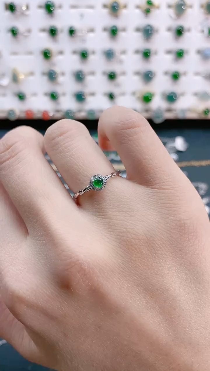 【闪购商品】翡翠戒指银S925镶嵌天然翡翠