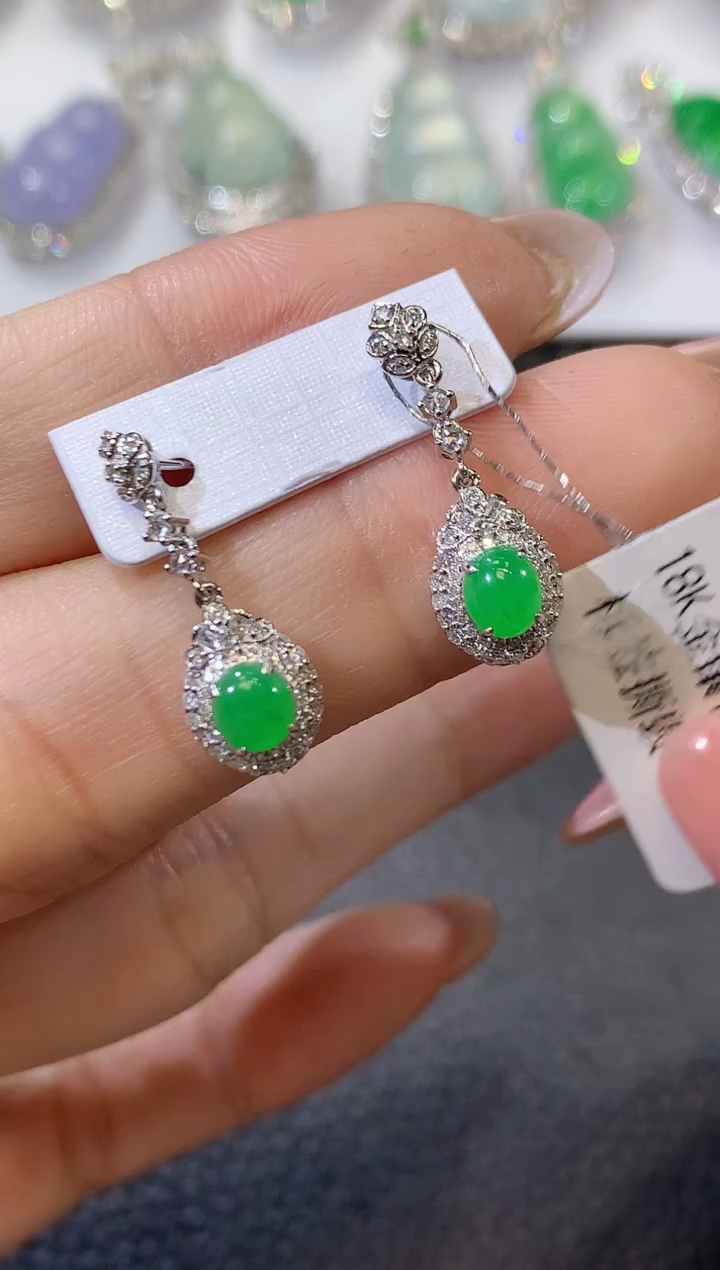 【闪购商品】翡翠耳饰18K金镶嵌C18一对