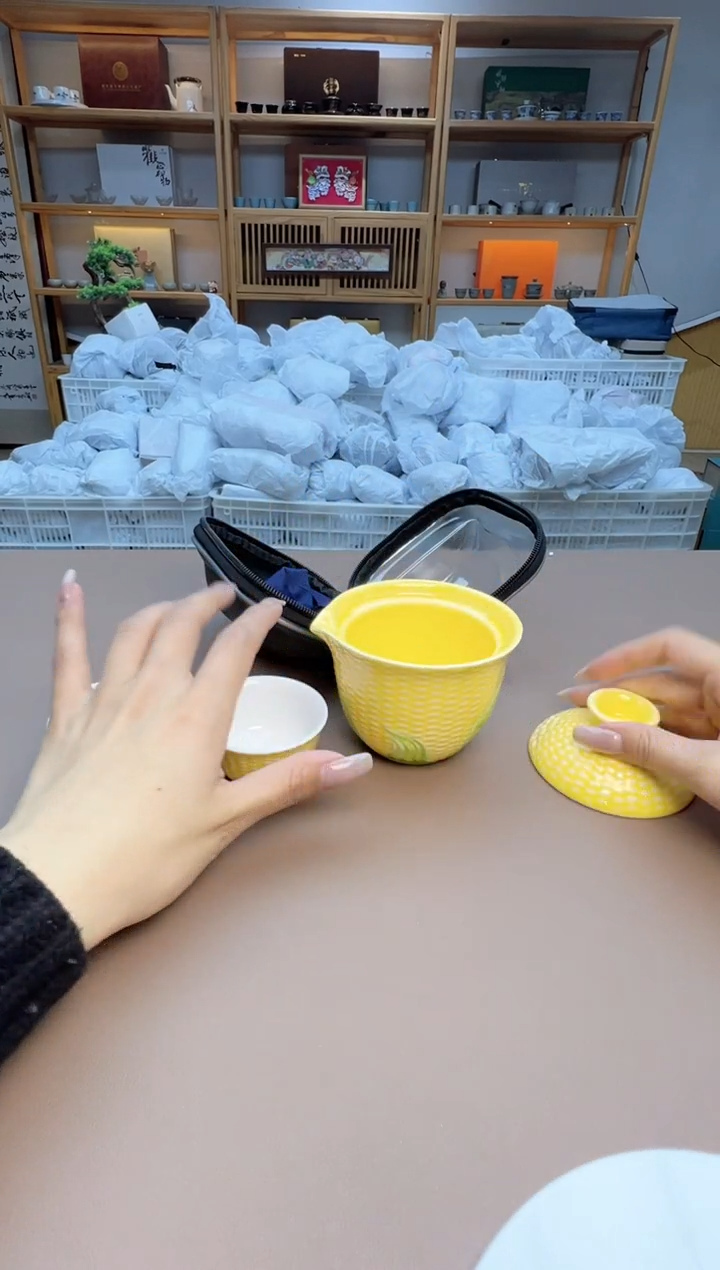 【闪购商品】摆件瓷制品S1111111111111