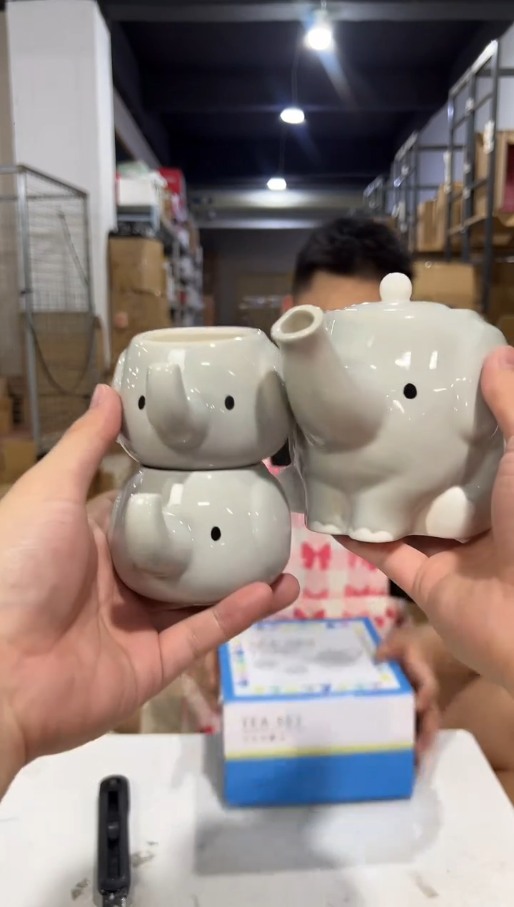 瓷片原盒大象茶壶套组