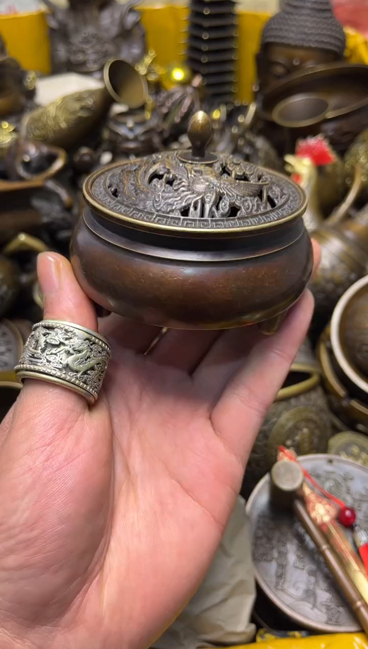 精美铜器，点击下单