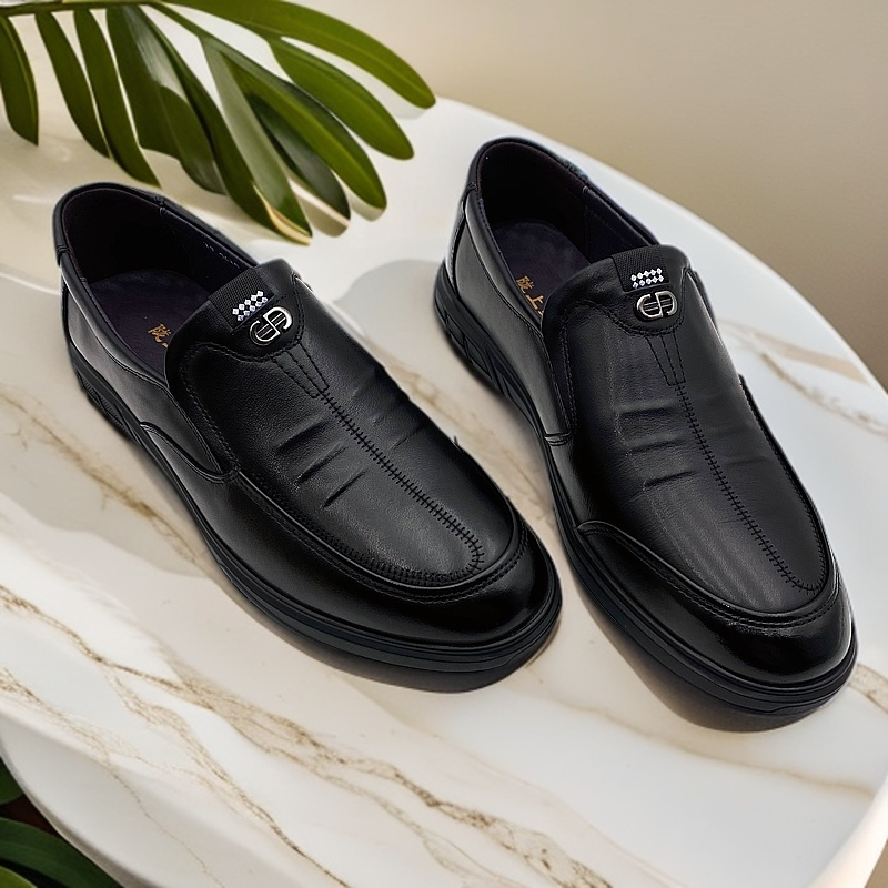 男鞋真皮皮鞋舒适时尚百搭黑色透气商务休闲头层牛皮陇上红牛2619