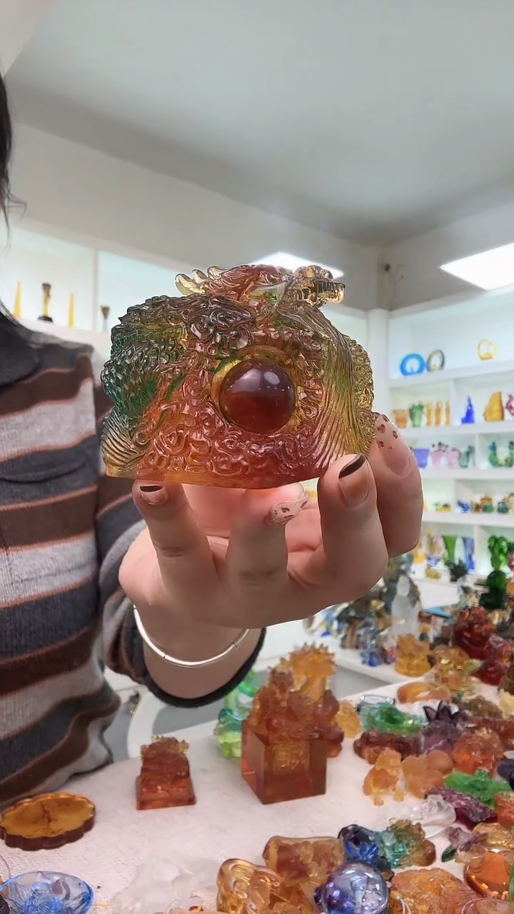 手工艺品琉璃大龙印