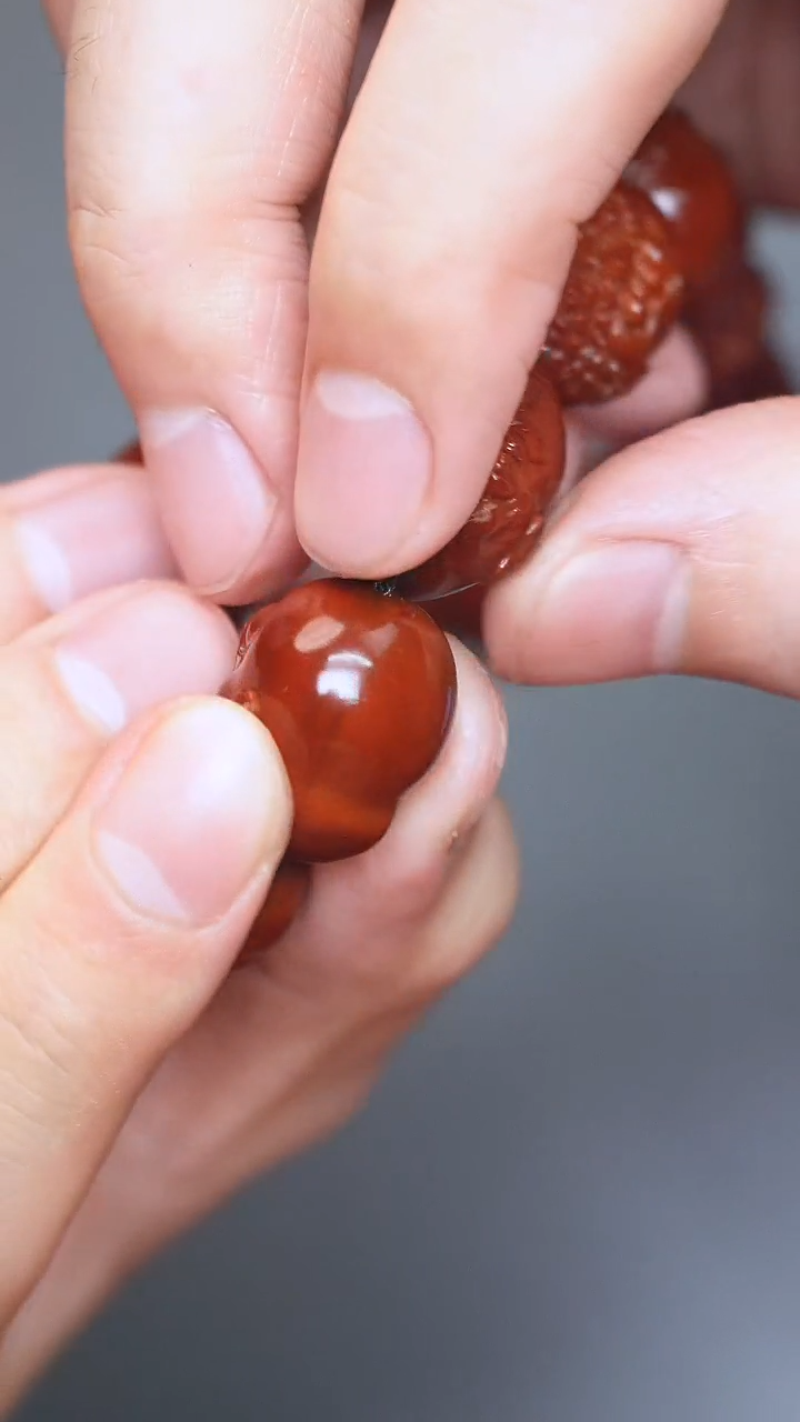 【闪购商品】橄榄核吊坠罗汉手持回血29号