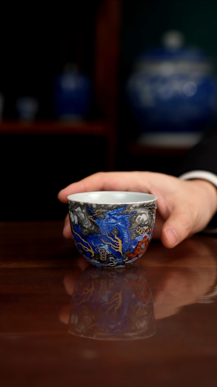 空山明月 新斗彩 墨麒麟