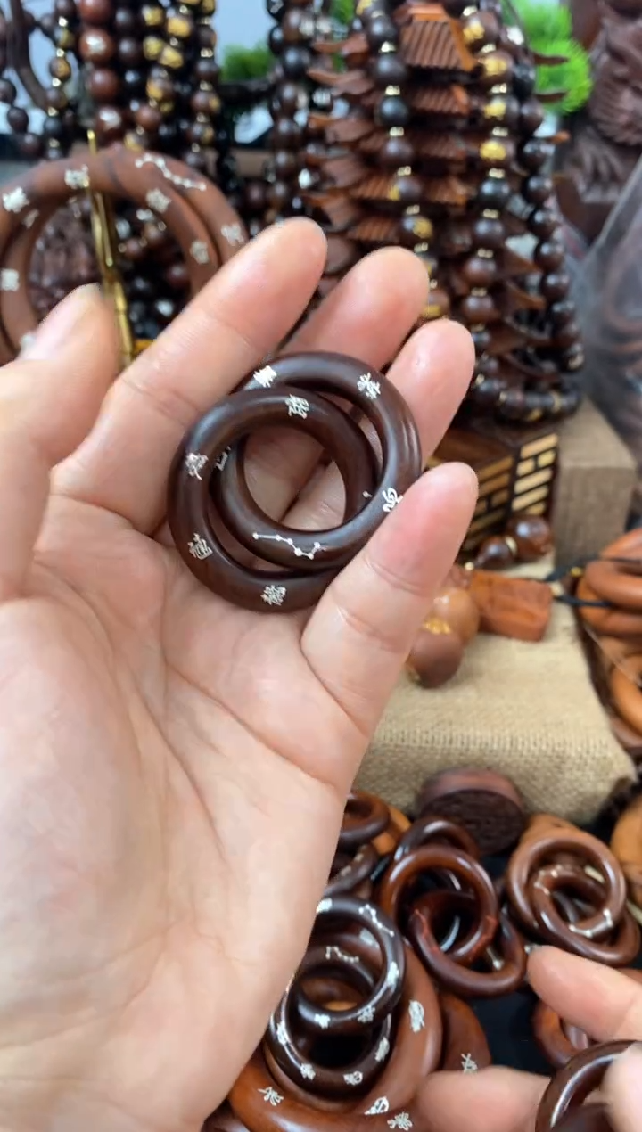 【闪购商品】枣木枣木玉化镶银百无禁忌小乾坤圈随机发货