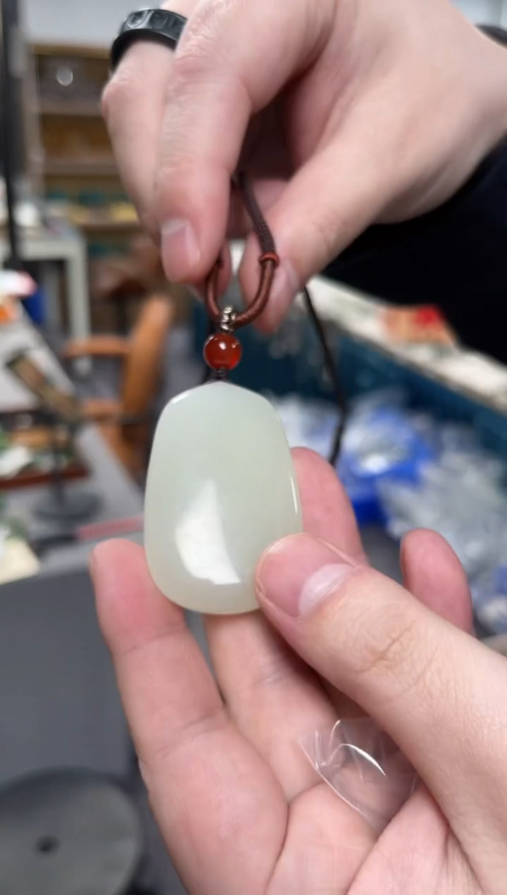 【闪购商品】和田玉吊坠未镶嵌一个