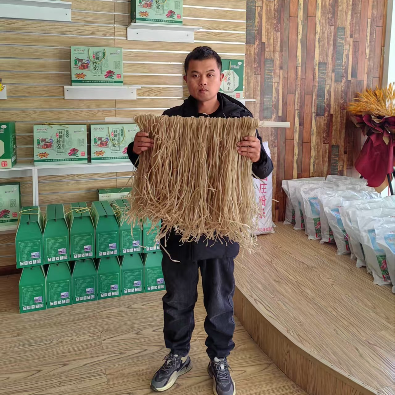 山东正宗国庄红薯粉条韭菜叶宽粉无添加明胶木薯粉纯红薯宽粉