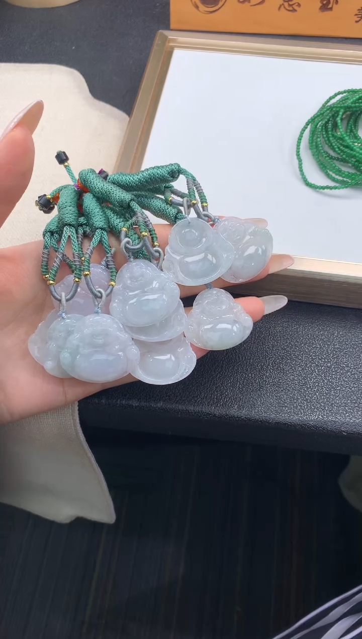 项链未镶嵌翡翠FC144 翡翠浅绿佛公 多样性发其一