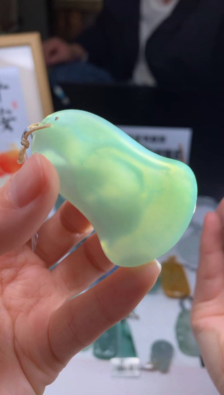 【闪购商品】定制翡翠未镶嵌---98396