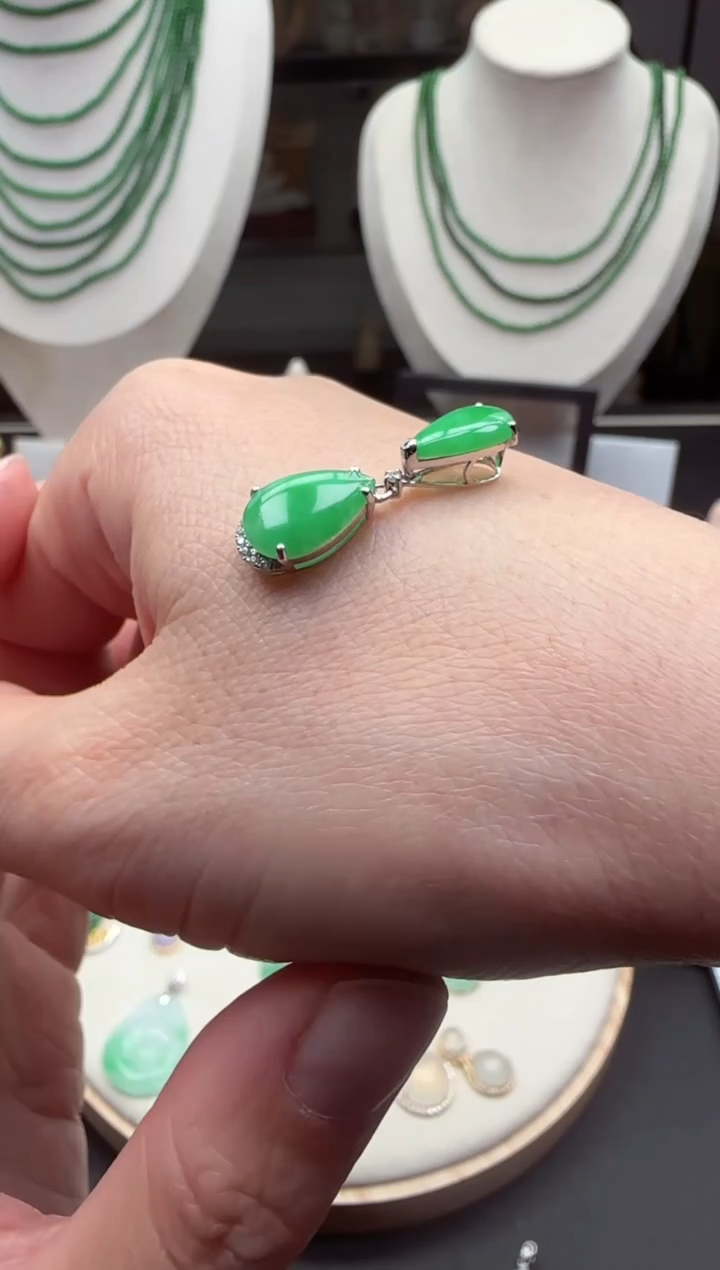 【闪购商品】翡翠吊坠(不含链)18K金镶嵌【海莎一口翠】翡翠挂件1