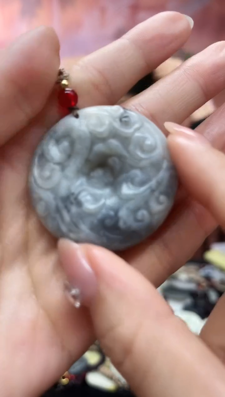 未镶嵌岫玉吊坠·