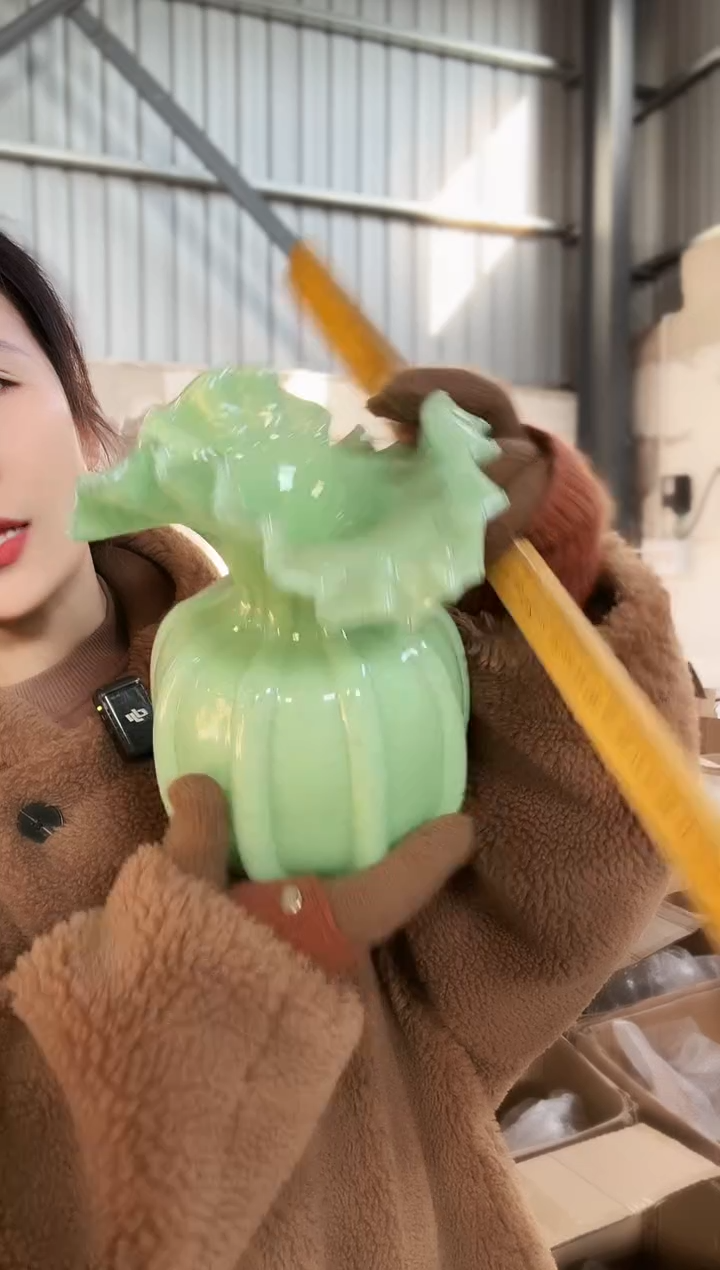 618直播玻璃花瓶