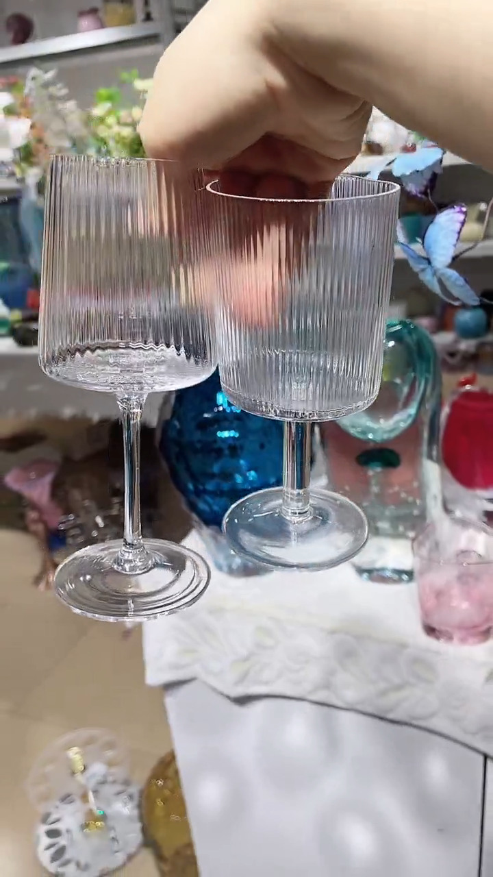 【闪购商品】水晶玻璃2只不同款短脚酒杯