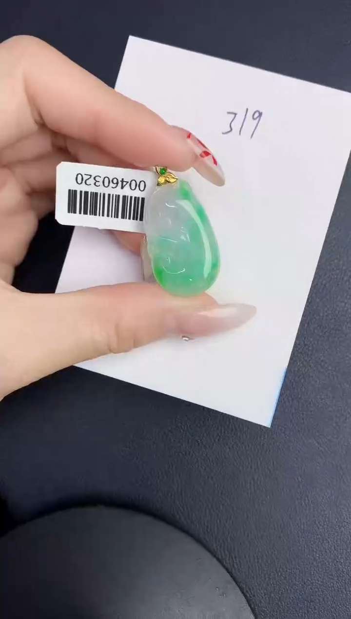 【闪购商品】翡翠颈饰18K金镶嵌0000000000