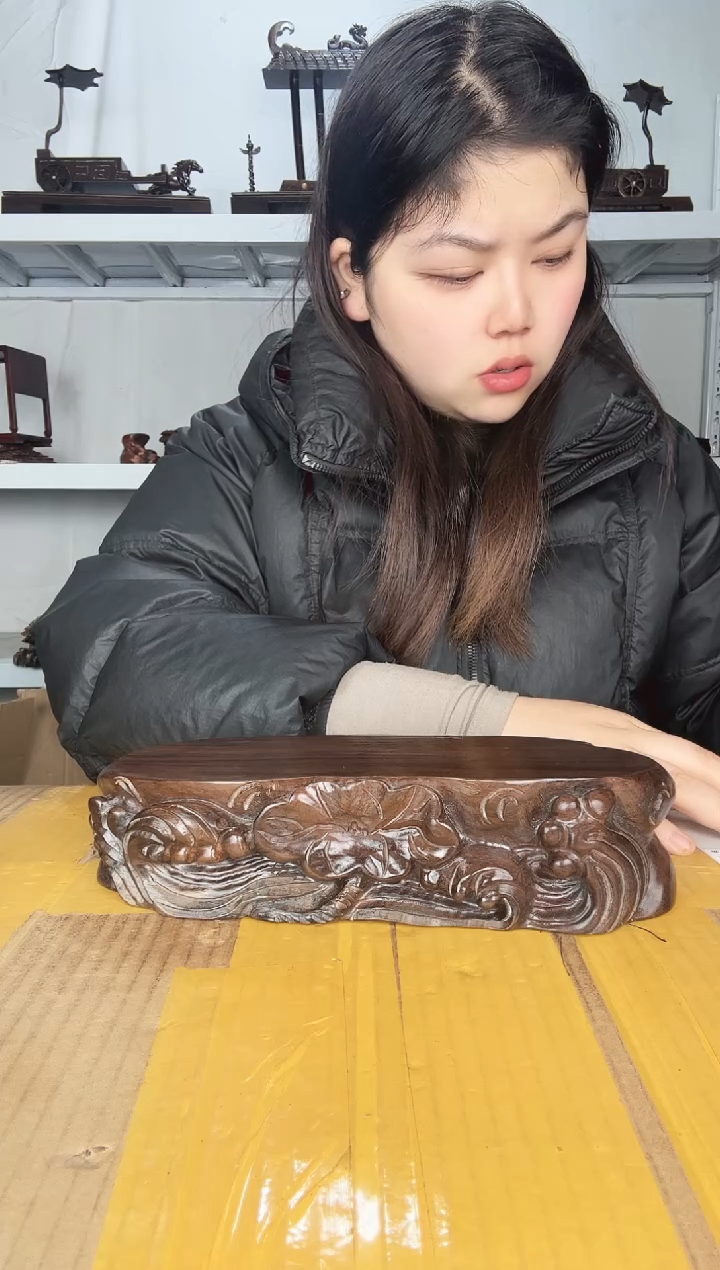 大果紫檀（缅甸花梨）石**意66