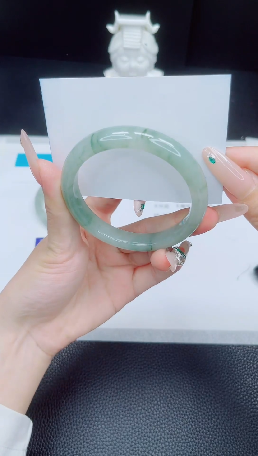 石英质玉手镯未镶嵌103-58