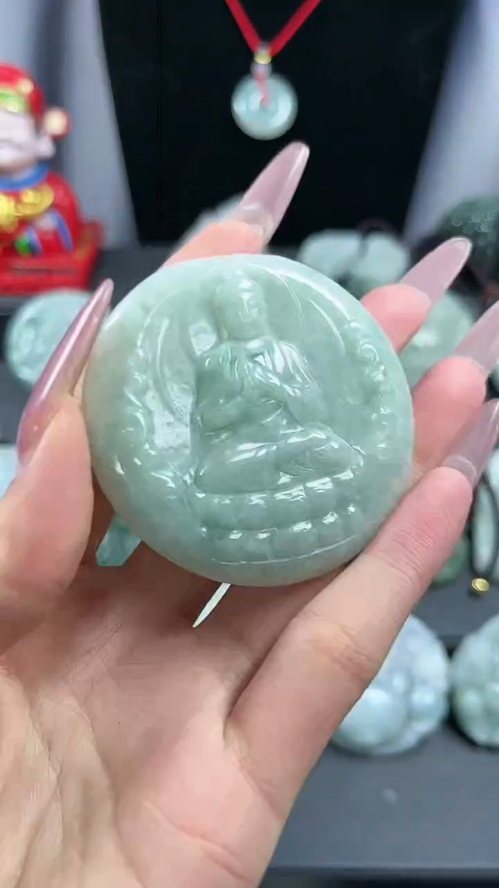 【闪购商品】翡翠颈饰未镶嵌大日如来