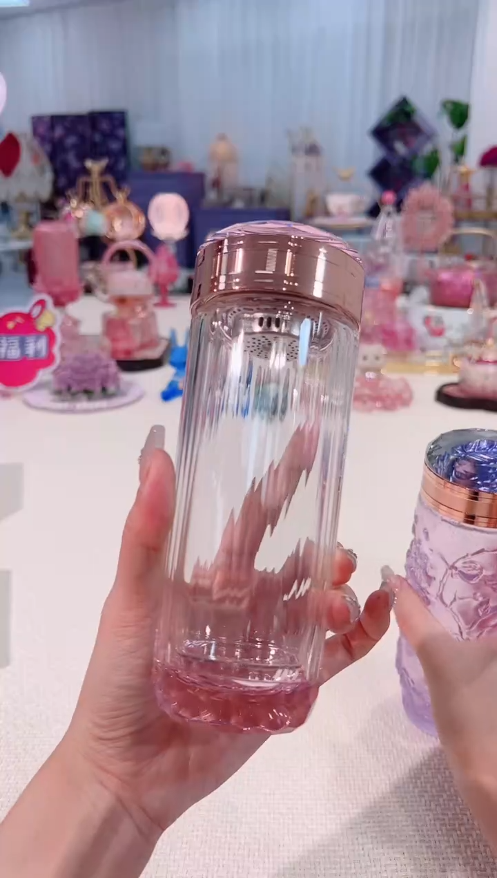 晶灵保温杯--如图---粉色