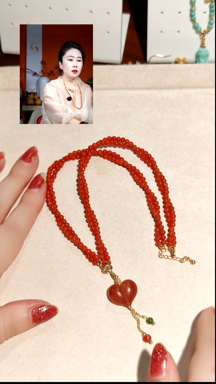 银S925镶嵌屁桃南红玛瑙项链