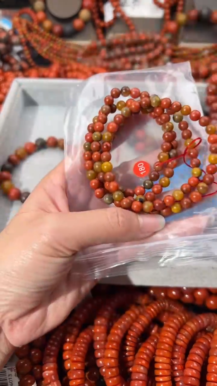 南红玛瑙未镶嵌手串6+