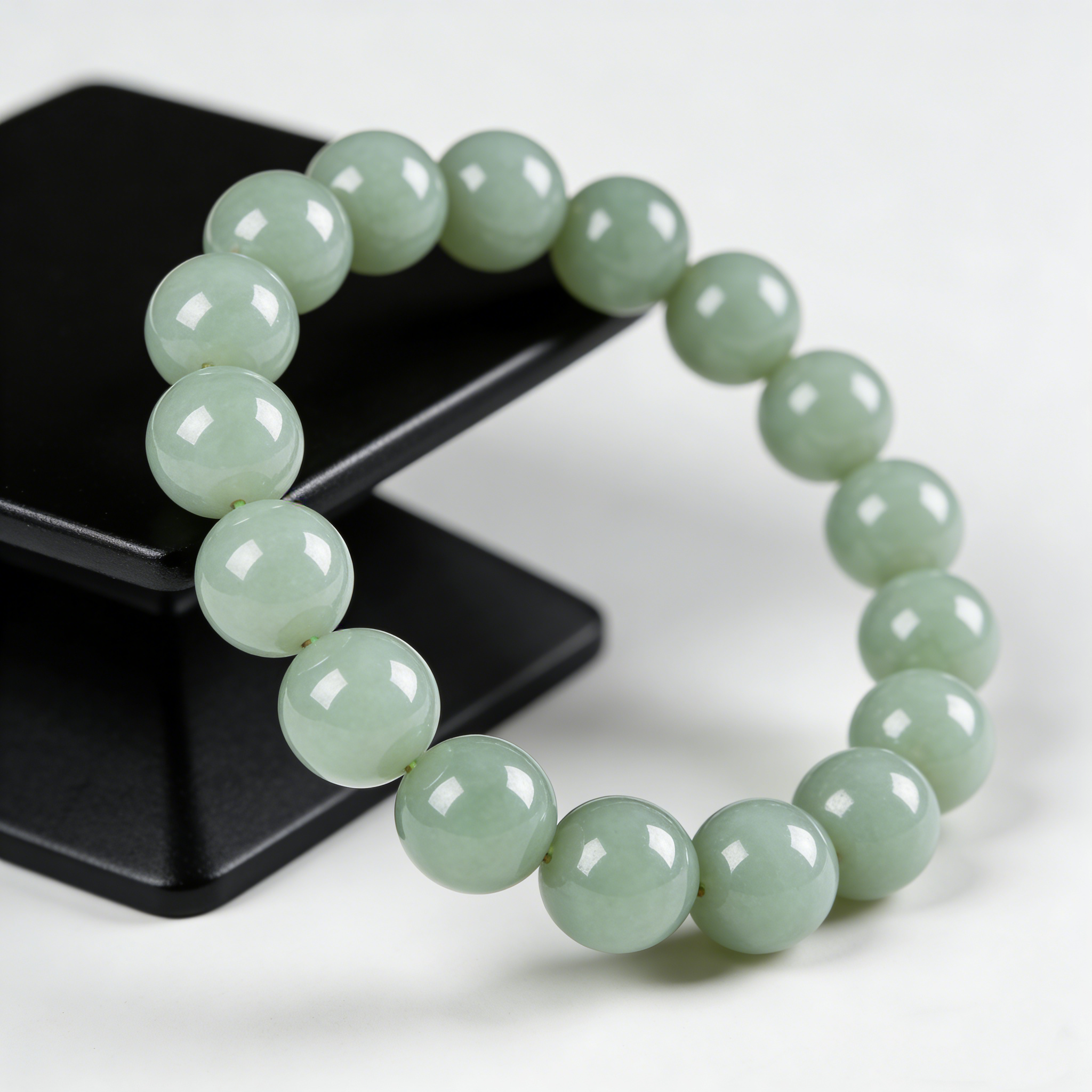 lot72 和田玉圆珠手串/QG51219-183777 保利山东