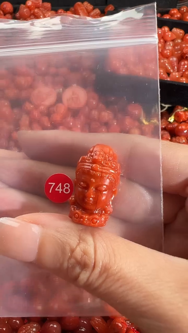 颈饰未镶嵌南红玛瑙西*月1