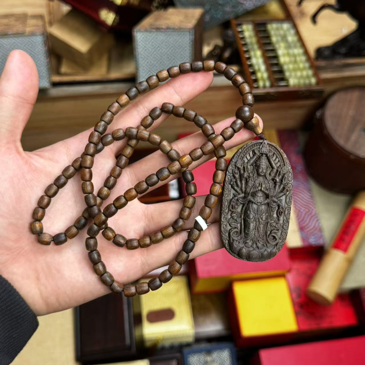 【闪购商品】-珈棋-千手观音吊坠-沉香