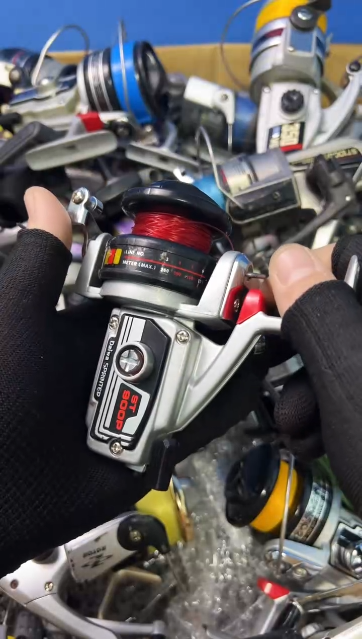 快****)微瑕钓鱼轮，直播间讲解为准，看清楚再拍，如有拆卸不退换