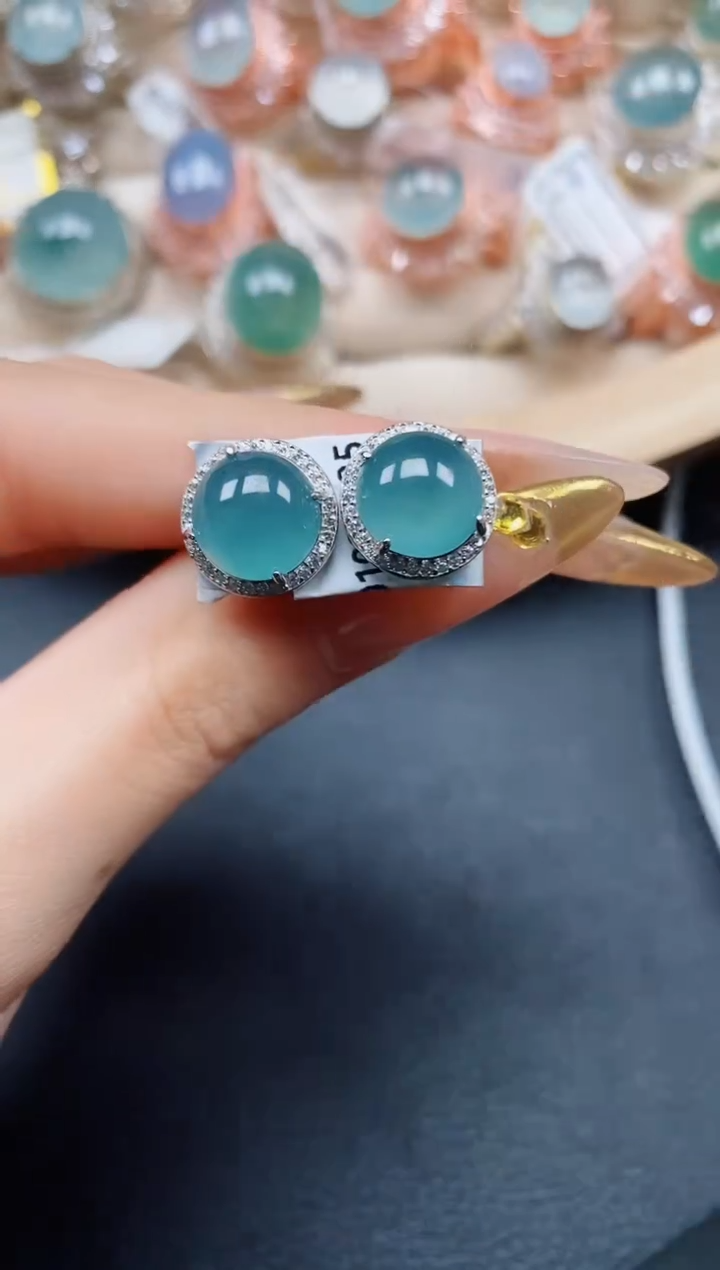 【闪购商品】翡翠耳饰银S925镶嵌翡翠