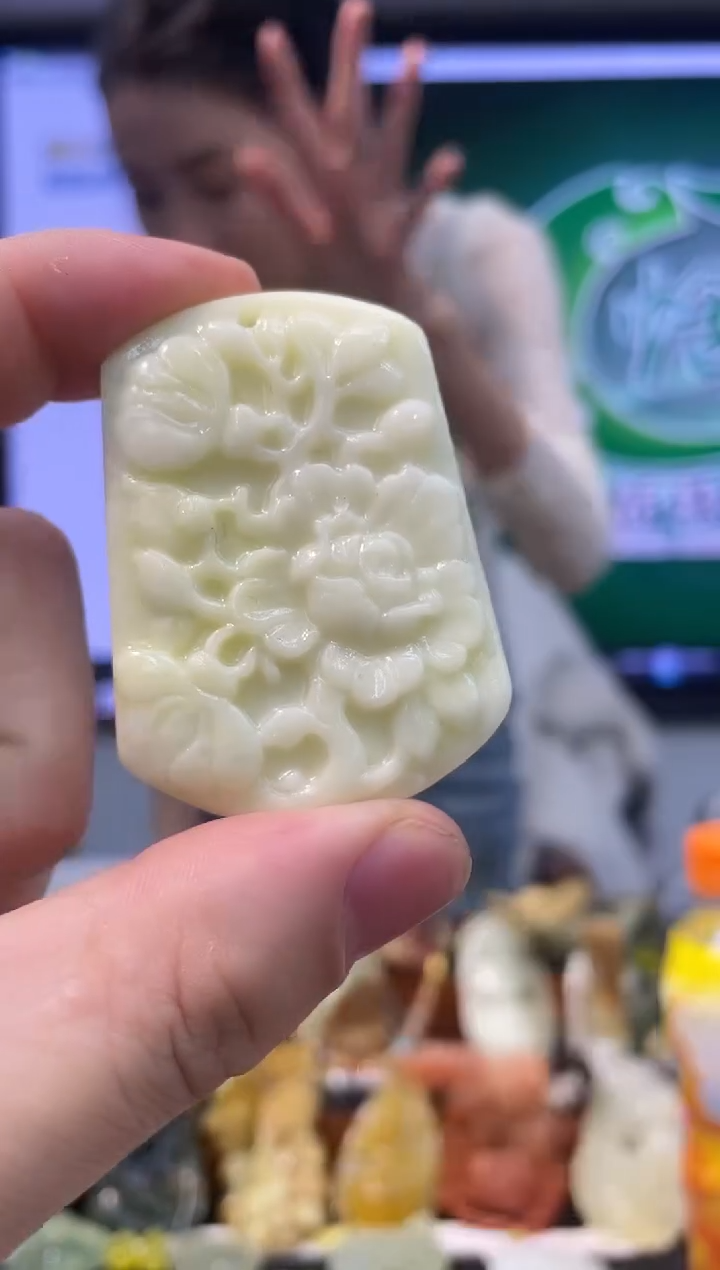 【闪购商品】岫玉吊坠未镶嵌多样性发货*拍一发一