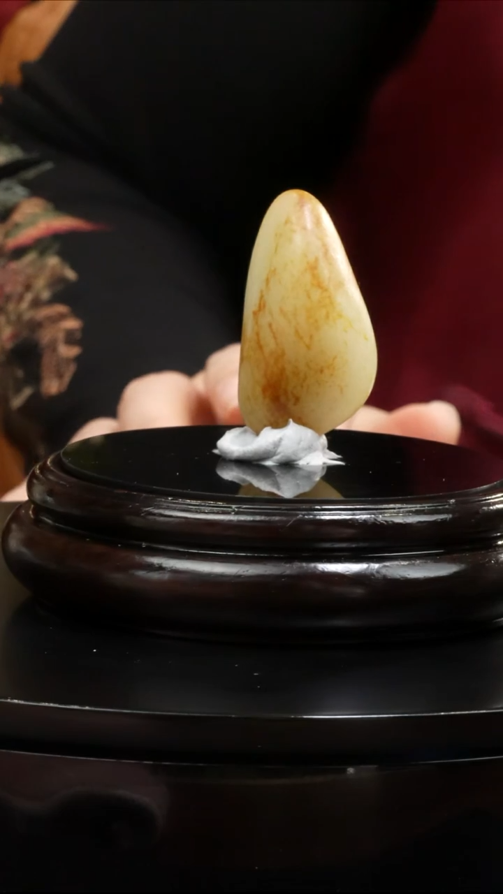 【闪购商品】和田玉吊坠(不含链)未镶嵌19.7克和田玉原石