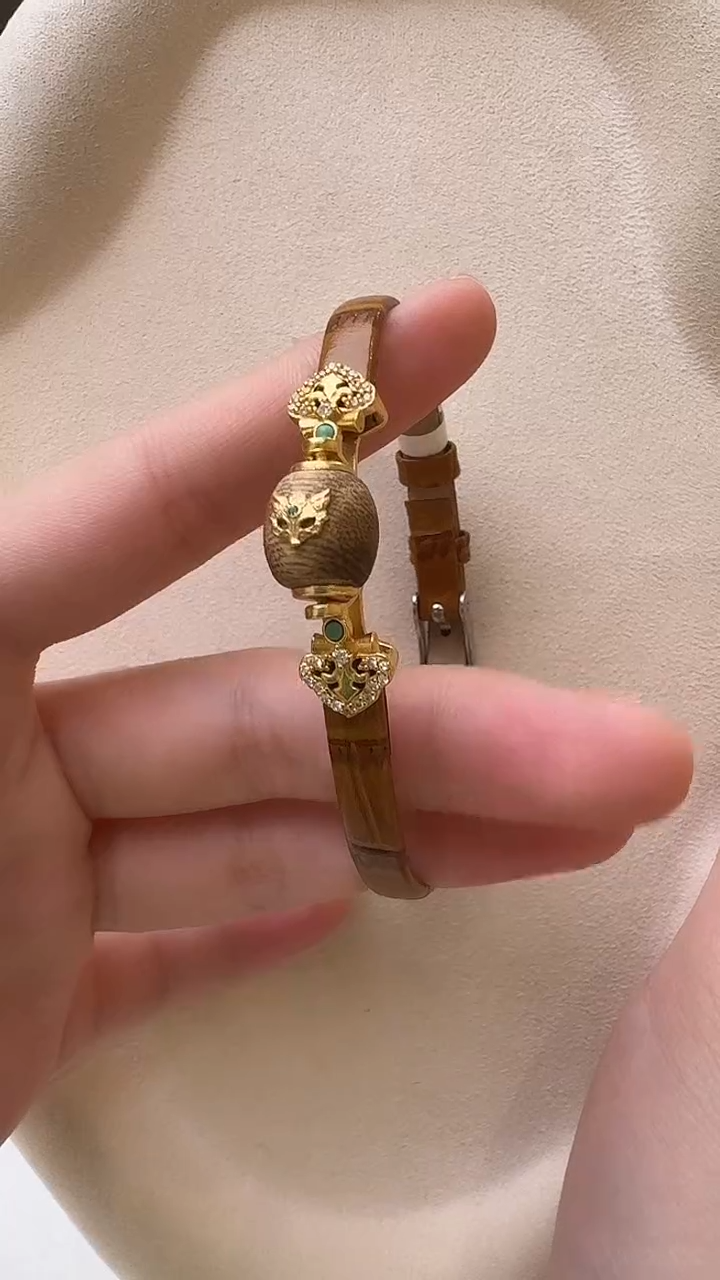 沉香吊坠沉香手连