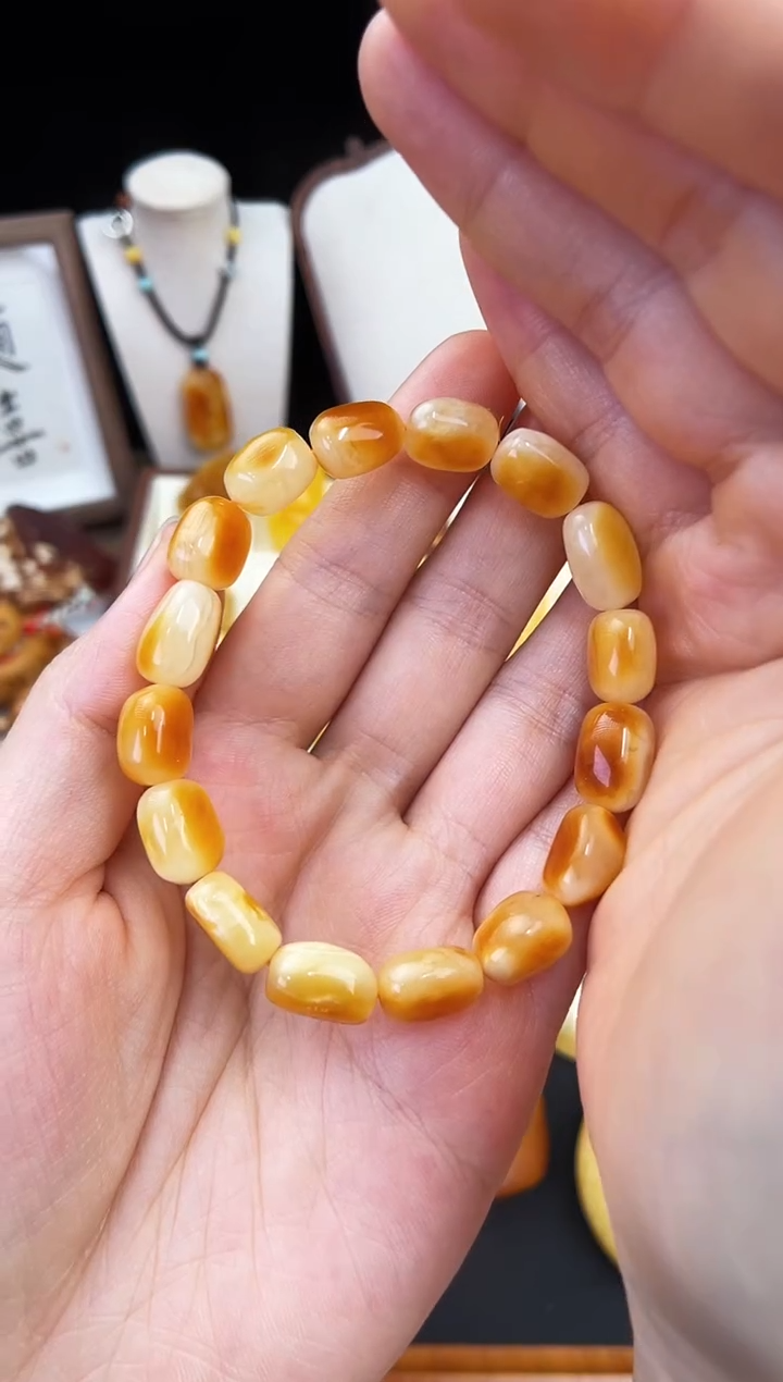 琥珀未镶嵌珠宝奇石柒月