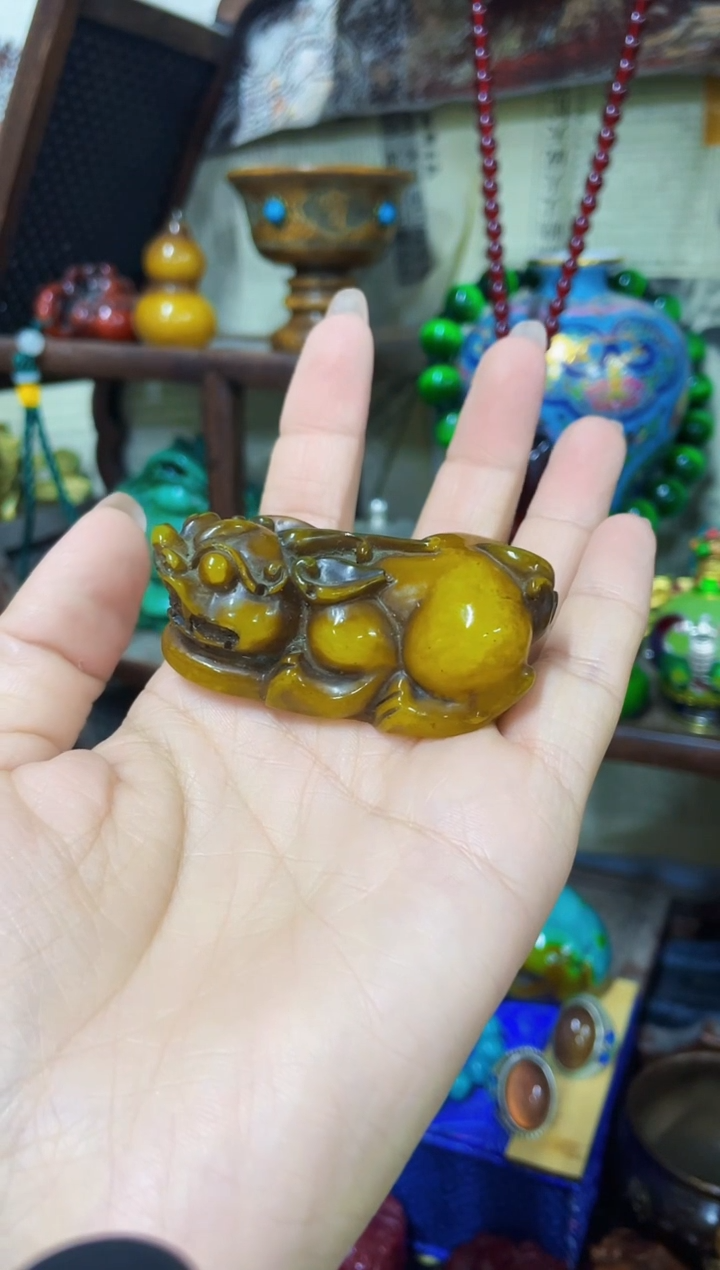 未镶嵌蜜蜡裸石主播推荐主播推荐